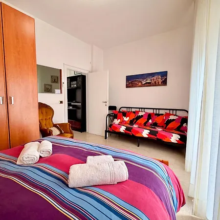 Apartment A 10 Minuti Da Metro San Paolo Rom
